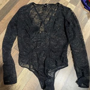 Victoria secret medium lace snap crotch bodysuit  like new super 🔥🥵